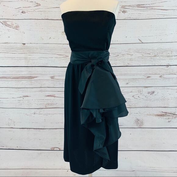 Victor Costa Dresses & Skirts - Victor Costa vintage black strapless size 10 70’s
